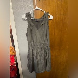 Lightweight short dress with pretty detail